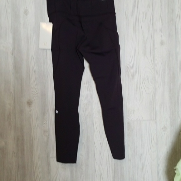 NWOT lululemon Fast And Free Tight Leggings - Picture 3 of 4
